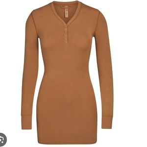 NWT Skims Skims Henley Sleep Dress- small color Camel